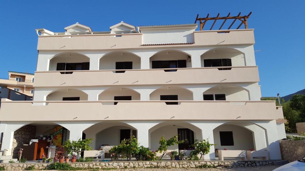 Triple Room Metajna 4120F Ngoại thất bức ảnh